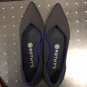 Like-new charcoal Rothy’s